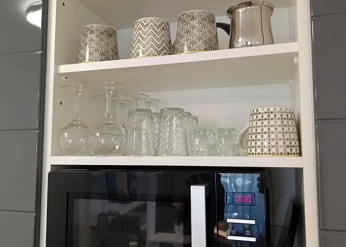 Pcelica شقة سومبور