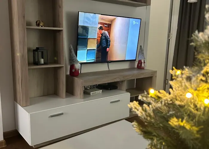 Pcelica سومبور